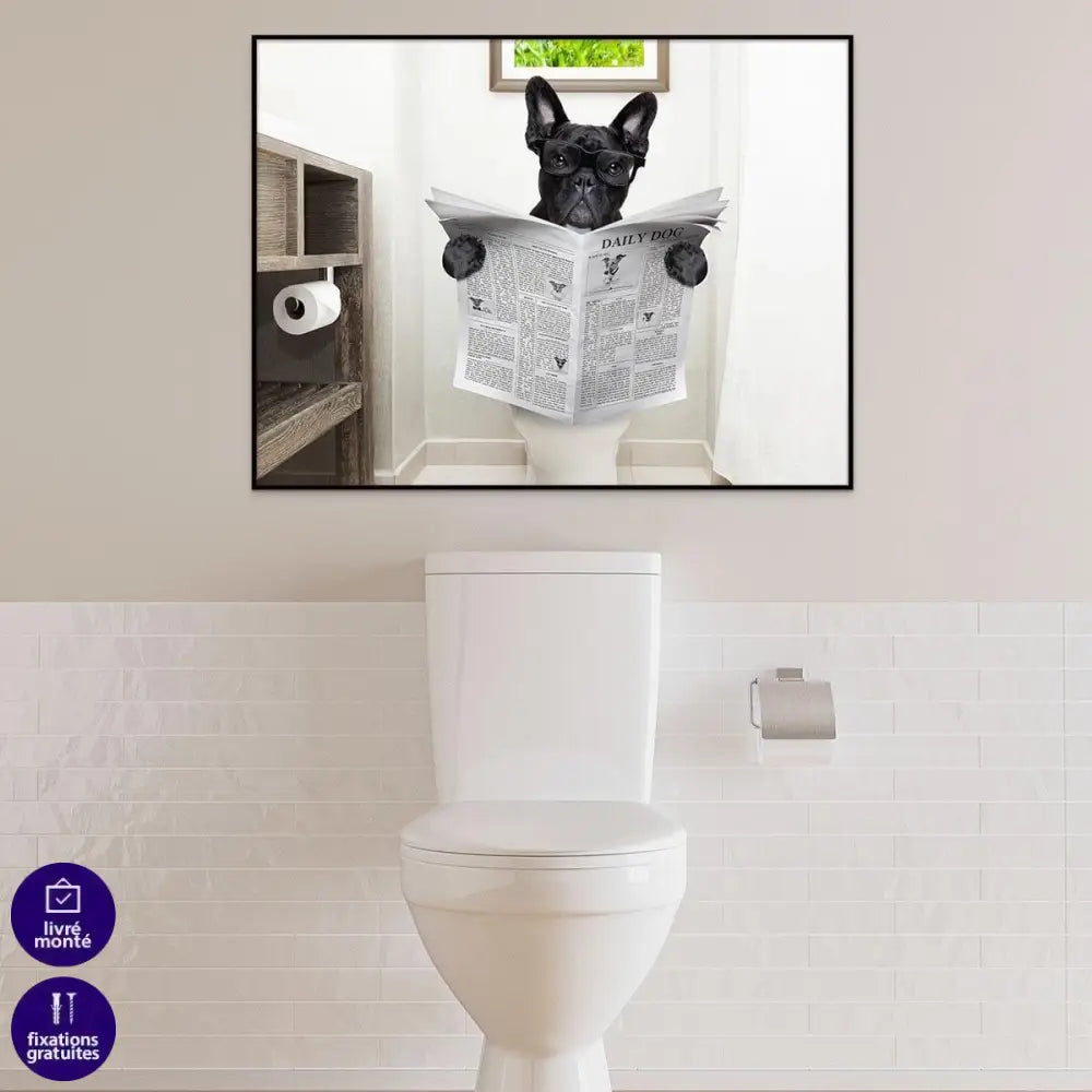 Tableau Chien Bulldog Français au toilette - Montableaudeco B
