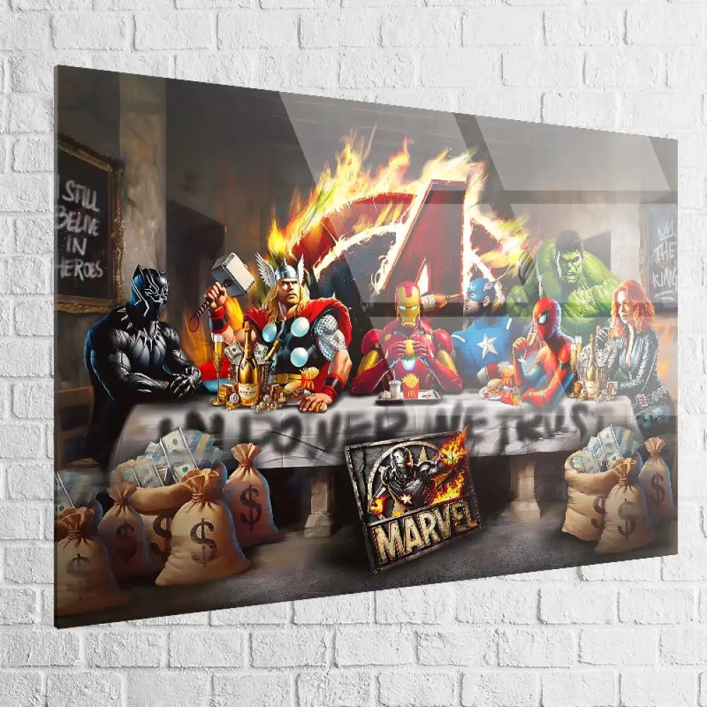 Street Art Marvel humoristique avec super-héros et luxe décalé