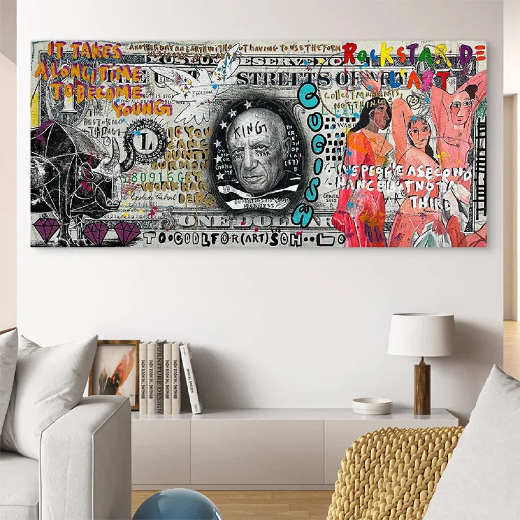 Œuvre murale provocante mélangeant art, argent et citations visuelles