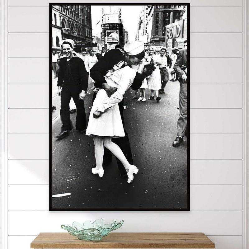 Tableau Vintage Le Baiser de Time Square 1945 - Montableaudeco