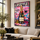Tableau Champagne Street Art avec bouteille dorée sur fond graffiti coloré
