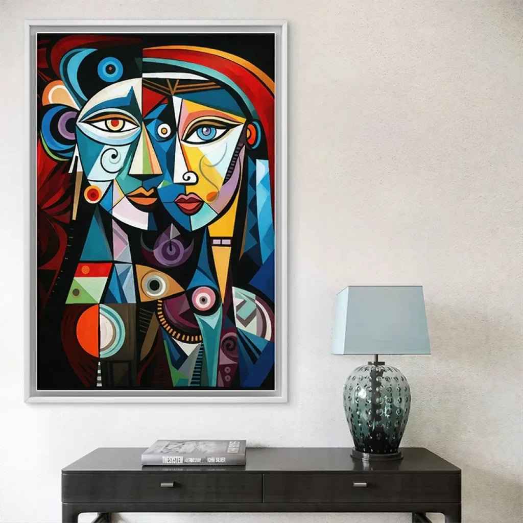 Toile abstraite avec formes géométriques et visages

