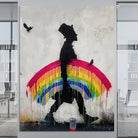 Tableau Banksy – Marcheur à l’Arc-en-Ciel, style graffiti/pochoir