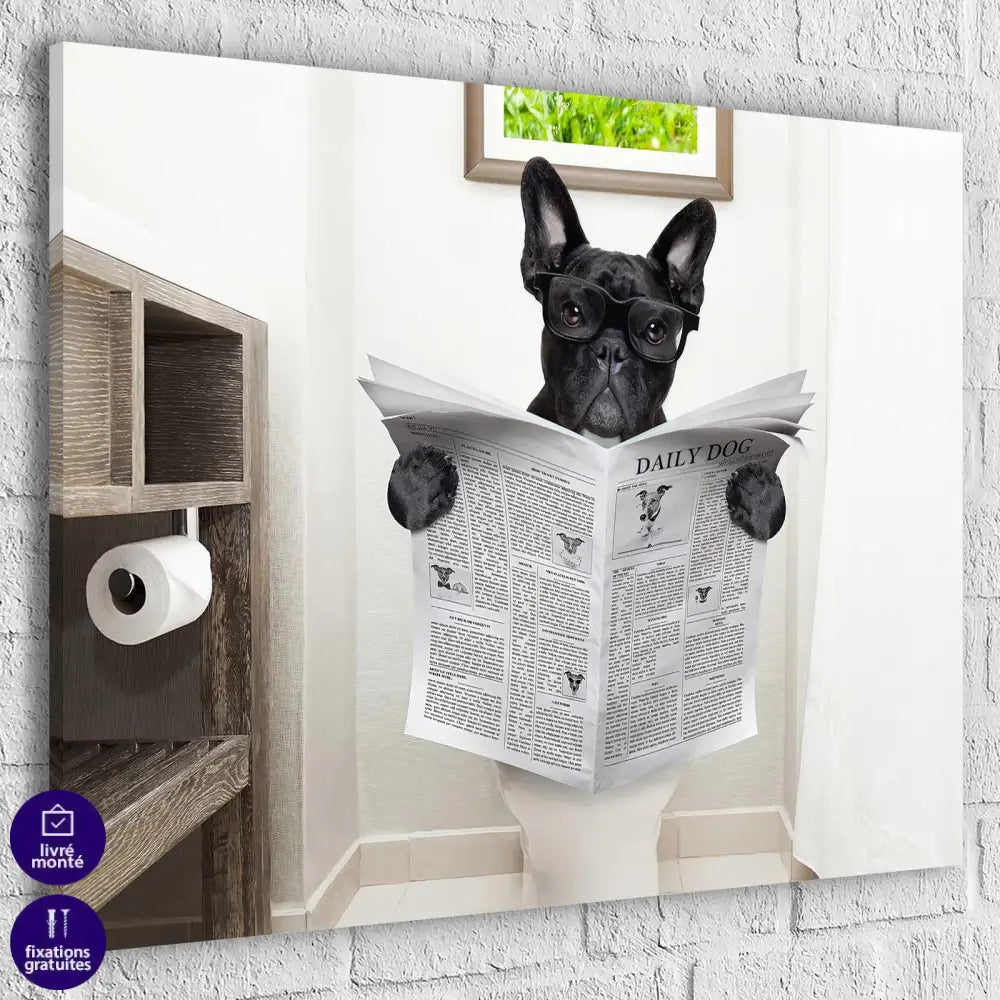 Tableau Chien Bulldog Français au toilette - Montableaudeco D