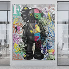 Toile Kaws graffiti néon, détails money-art et spray coloré
