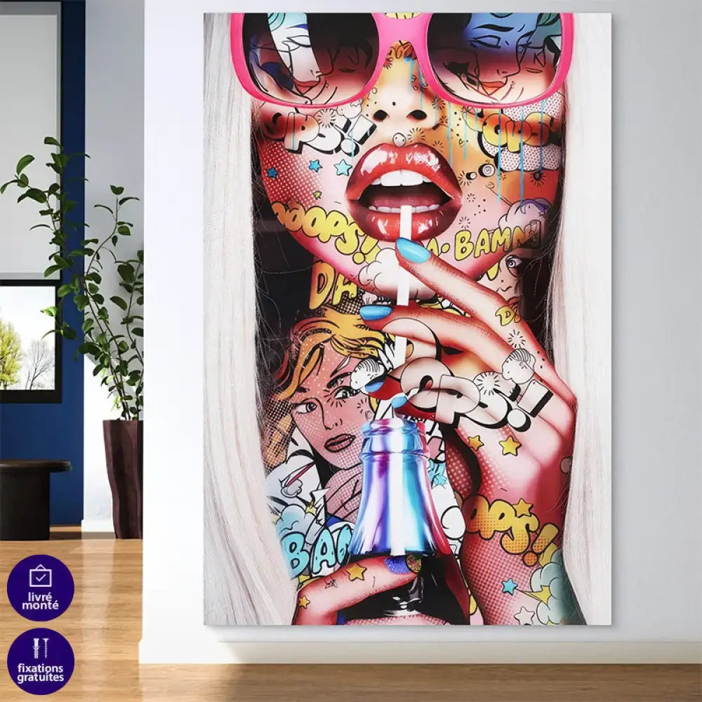Affiche pop art femme lunettes roses et soda - déco graphique dynamique

