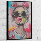 Décoration murale pop art jeune femme colorée

