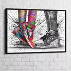 Tableau design Nike avec jambes tatouées en noir et blanc

